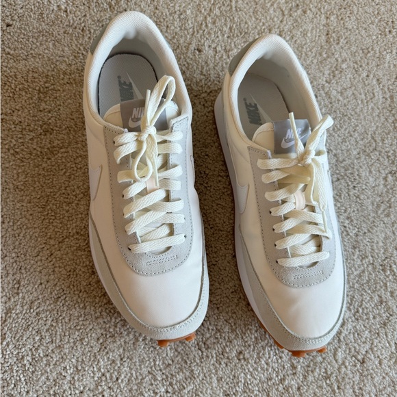 Nike Shoes - Picture 2 of 7